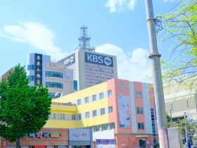 电视怎么设置投屏