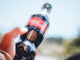 如何将安卓手机投屏到电脑