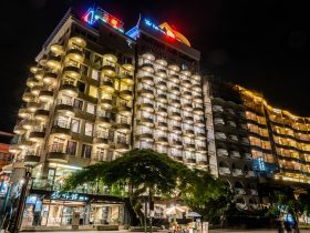 如何将手机视频投屏到电脑