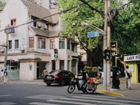 手机投屏到电视上: 实现更好的观影体验