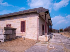 电视和手机怎么投屏