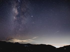 Windows 11如何投屏到电视：一步到位的指南