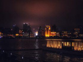 电视果手机投屏到电视上的操作指南